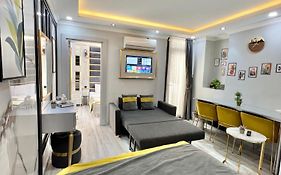 Taksım Larıssa Resıdence